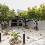 Villa Ivis
